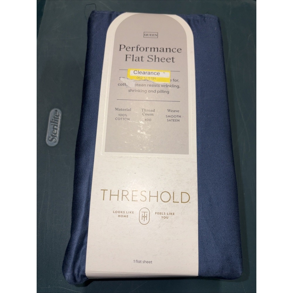 Threshold‎ Queen Size 400 Thread Count Performance Flat Sheet - Metallic Blue